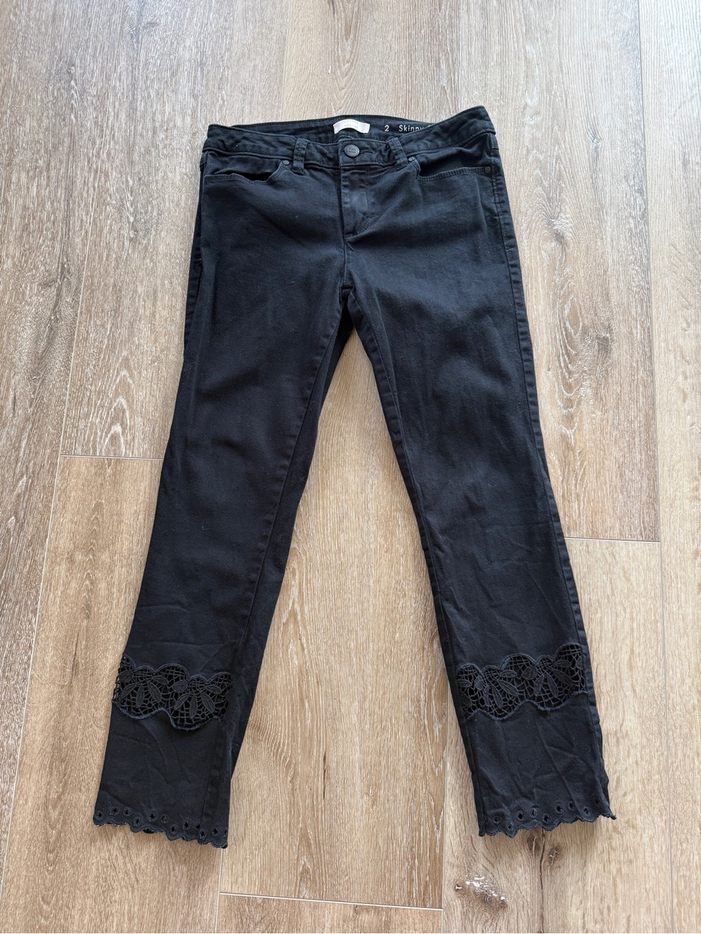 LC Lauren Conrad Black Cropped Jeans with Lace-Trim Ankles